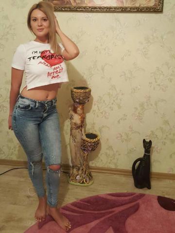 Моника